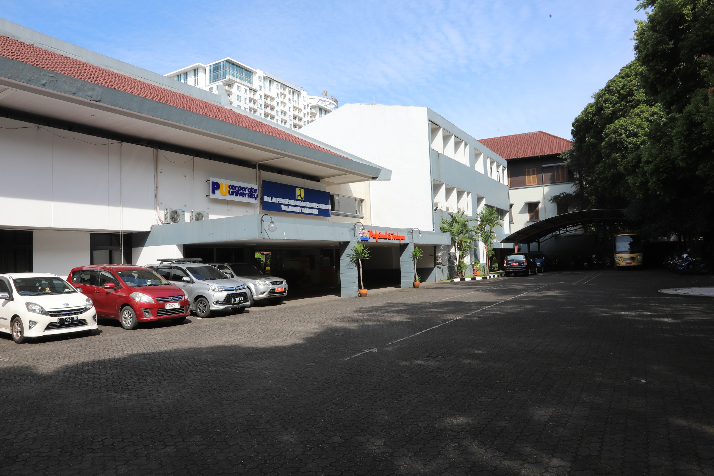 Bagian Depan Gedung