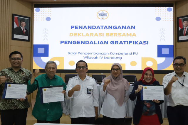 Pembukaan Audit Mutu Internal dan Deklarasi Bersama Pengendalian Gratifikasi