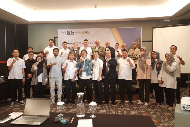 Perkuat Kompetensi Tim Ahli Pusat Melalui Training Of Trainers Bangunan Gedung Cerdas