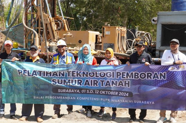 TEKNOLOGI PEMBORAN SUMUR AIR TANAH MEMUDAHKAN MASYARAKAT  MENGAKSES SUMBER AIR BERSIH