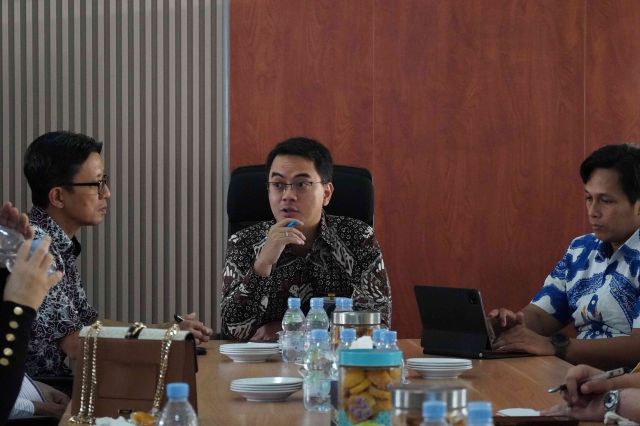 Forum Komunikasi Publik dengan tema Diseminasi Pengembangan Kompetensi Bidang PU pada Wilayah Layanan Balai Pengembangan Kompetensi PUPR Wilayah VI Surabaya TA.20254