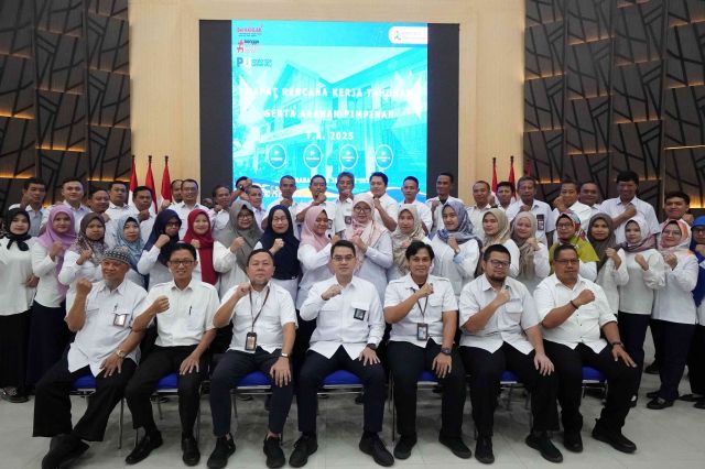 Rapat Rencana Kerja Tahun 2025 dan Tanda Tangan Pakta Integritas4