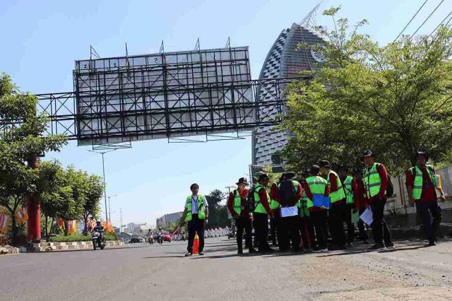 Pemahaman Praktis Mengenai Penerapan Konsep Laik Fungsi Jalan Pemeringkatan Bintang Secara Langsung di Lapangan