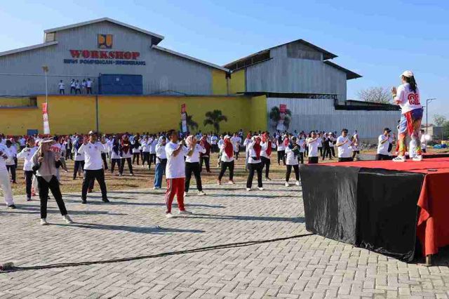 Semarak Senam Bersama HUT RI ke-80, Seluruh Balai Kementerian PU Sulawesi Selatan Tumpah Ruah di Lapangan Kalaena