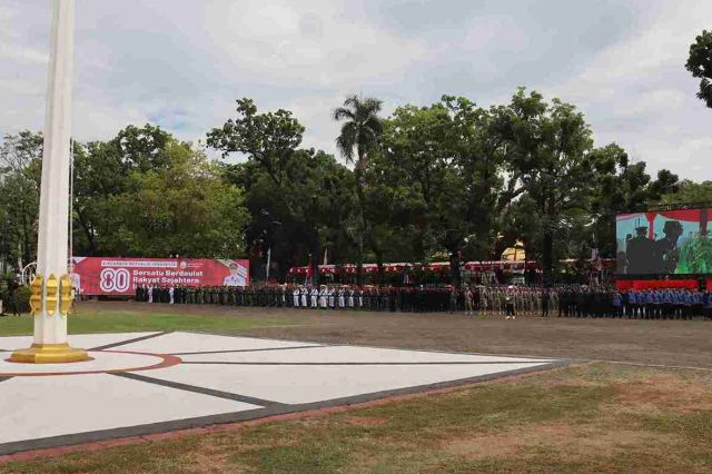 Kepala Bapekom PU Wilayah VIII Makassar Bersama Pimpinan Balai PU Sulsel Hadiri Undangan Upacara 17 Agustus di Rujab Gubernur